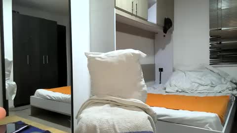 Snapshot of bruce_bigg chatting on 6, 1, 2025 Bruce online show from 6, 1, 2025