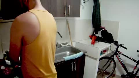 Snapshot of bruce_bigg chatting on 12, 9, 2025 Bruce online show from 12, 9, 2025