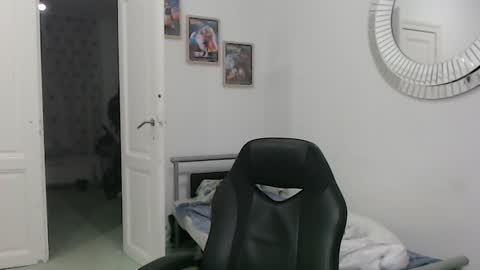 Bruce online show from 5, 1, 2025