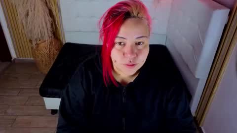 Bruja SCarlata online show from 5, 2, 2026