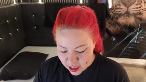 Bruja SCarlata online show from 7, 3, 2026