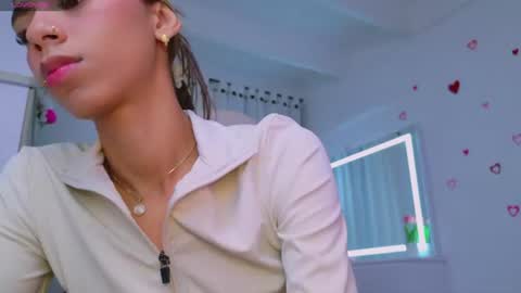SARAH  online show from 15, 7, 2026