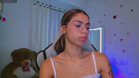 SARAH  online show from 21, 7, 2026