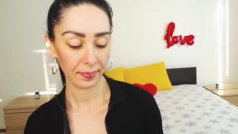 Ellis online show from 22, 2, 2025