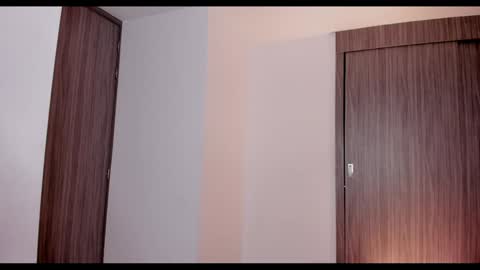     online show from 17, 12, 2024