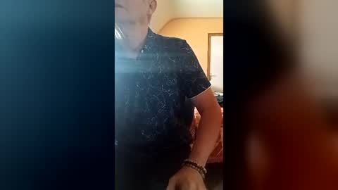 Snapshot of bruno5629 chatting on 2, 8, 2026 bruno5629 online show from 2, 8, 2026