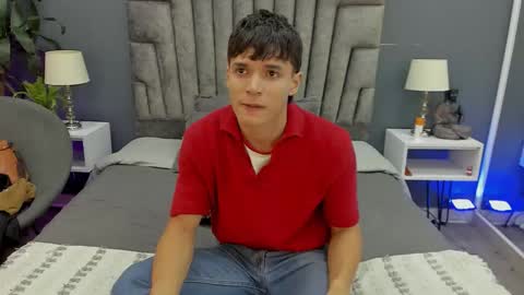 Snapshot of bruno_bellini chatting on 29, 11, 2025 Bruno Bellini online show from 29, 11, 2025