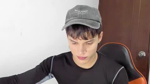 Snapshot of bruno_bellini chatting on 2, 2, 2026 Bruno Bellini online show from 2, 2, 2026