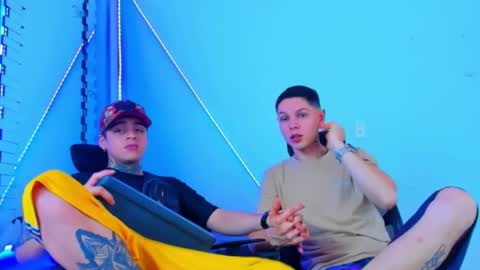 Snapshot of bruno_wild chatting on 12, 10, 2025 Bruno wild online show from 12, 10, 2025