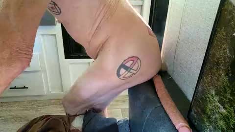 Steve... aka SkinnieDippin aka TimberTramp online show from 22, 9, 2025