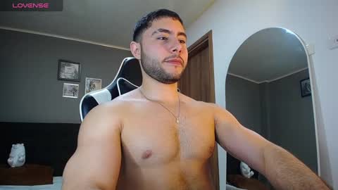 Snapshot of bryan_oficials chatting on 6, 1, 2025 bryan_oficials online show from 6, 1, 2025