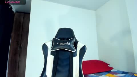 Snapshot of bryan_oficials chatting on 26, 9, 2025 bryan_oficials online show from 26, 9, 2025