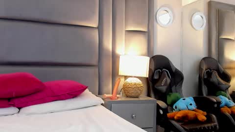 bryannamiller online show from 1, 12, 2025