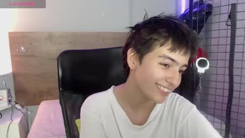 Snapshot of bryce_evans chatting on 17, 12, 2024 B R Y C E  online show from 17, 12, 2024