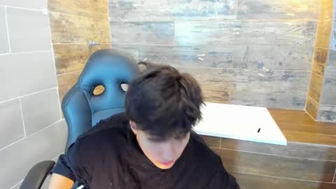 Snapshot of bryce_evans chatting on 23, 2, 2025 B R Y C E  online show from 23, 2, 2025