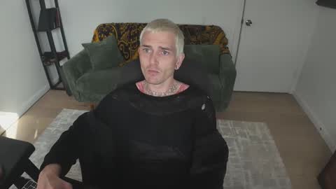 Snapshot of bryjybxxx chatting on 26, 11, 2025 bryjybxxx online show from 26, 11, 2025