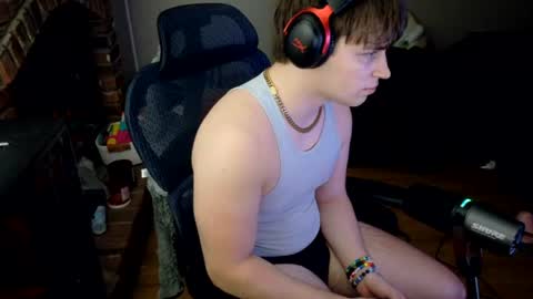 Snapshot of bubblebuttbdn chatting on 15, 7, 2026 BubblebuttBdn online show from 15, 7, 2026