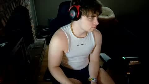 Snapshot of bubblebuttbdn chatting on 22, 7, 2026 BubblebuttBdn online show from 22, 7, 2026