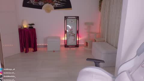 BubbleJereth online show from 26, 9, 2025