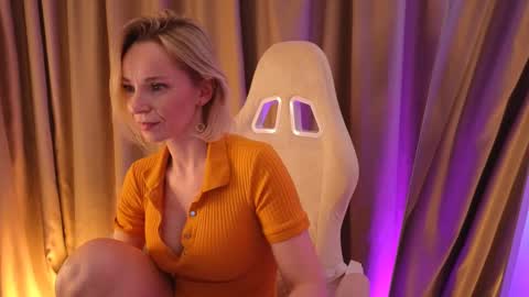 Snapshot of bubbling_crush chatting on 12, 2, 2025 bubbling_crush online show from 12, 2, 2025