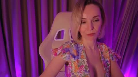 Snapshot of bubbling_crush chatting on 27, 2, 2025 bubbling_crush online show from 27, 2, 2025