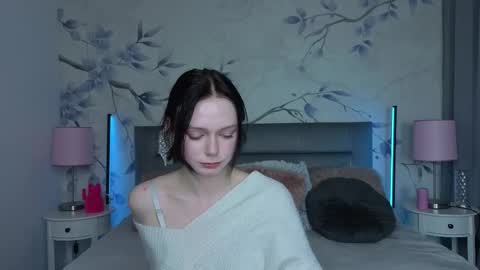 Leona online show from 5, 3, 2026