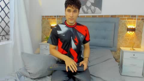 Buddy Whitte online show from 7, 2, 2025