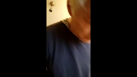 Snapshot of bulkyboners chatting on 5, 2, 2025 ejaculation for 250 online show from 5, 2, 2025