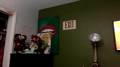 bunnibaby333 online show from 10, 1, 2025