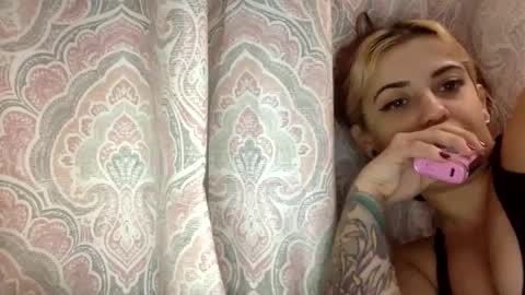 bunnibaby333 online show from 1, 3, 2025