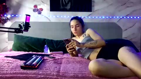 bunnybliss2 online show from 17, 6, 2026