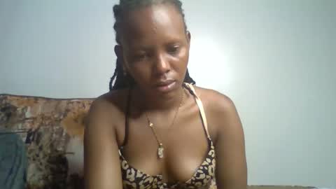 bunnydiva_ online show from 29, 4, 2026