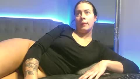 bunnyela online show from 13, 2, 2026