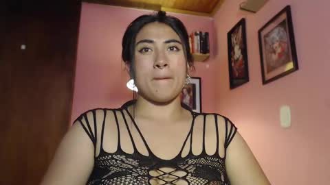 Snapshot of bunnyemilyr0s33 chatting on 23, 1, 2025 bunnyEmilyR0s33 online show from 23, 1, 2025