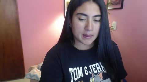 bunnyEmilyR0s33 online show from 6, 1, 2026