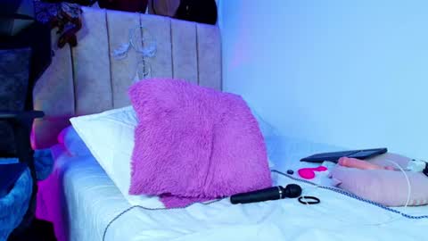 Snapshot of bunnykat_ chatting on 8, 6, 2026 katerine payne online show from 8, 6, 2026