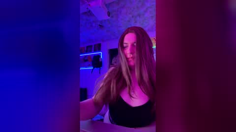 bunnyslutt online show from 8, 3, 2026