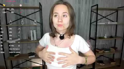 Lizy online show from 28, 6, 2026
