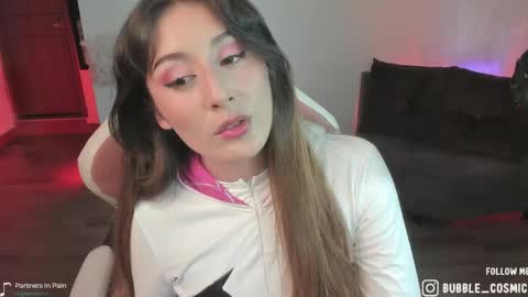 Im Val Welcome to my room My instagram Bubble cosmic online show from 1, 5, 2026