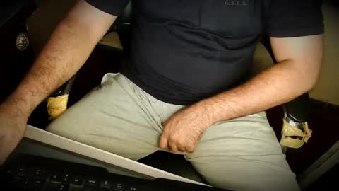 Hairy Arabian online show from 31, 10, 2025