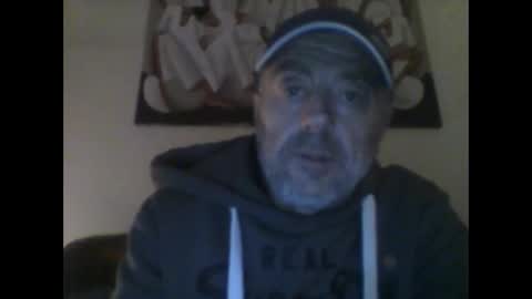 Snapshot of burnleyguy1977 chatting on 30, 11, 2025 burnleyguy1977 online show from 30, 11, 2025