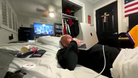 burrito3890620 online show from 8, 4, 2026