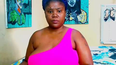 Snapshot of bustyqueenb chatting on 17, 3, 2026 BUSTYQUEENB online show from 17, 3, 2026