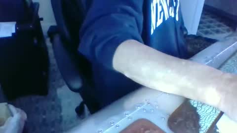 Snapshot of butslutt2 chatting on 12, 1, 2026 butslutt2 online show from 12, 1, 2026