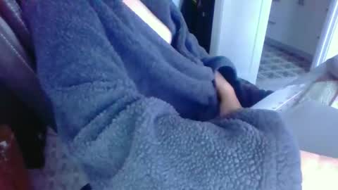 Snapshot of butslutt2 chatting on 14, 3, 2026 butslutt2 online show from 14, 3, 2026