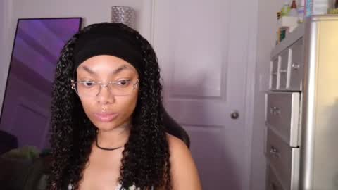 butterfly booty online show from 4, 5, 2026