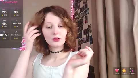 Snapshot of c0ralynx chatting on 5, 10, 2025 C0ralynx online show from 5, 10, 2025