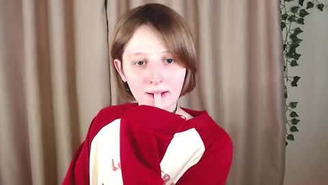 Snapshot of c0ralynx chatting on 2, 11, 2025 C0ralynx online show from 2, 11, 2025