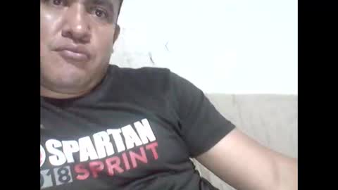 Snapshot of cachito83915 chatting on 21, 12, 2025 Cachudosexy online show from 21, 12, 2025