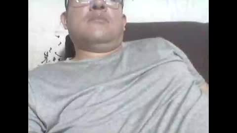 Snapshot of cachito83915 chatting on 4, 3, 2026 Cachudosexy online show from 4, 3, 2026